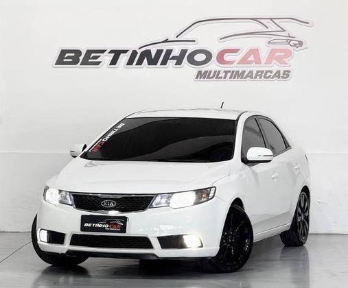 KIA CERATO 1.6 SX 16V FLEX 4P AUTOMÁTICO KIA CERATO 1.6 SX 16V FLEX 4P AUTOMÁTICO